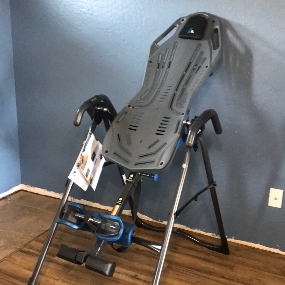 Teeter Fitspine Inversion Table